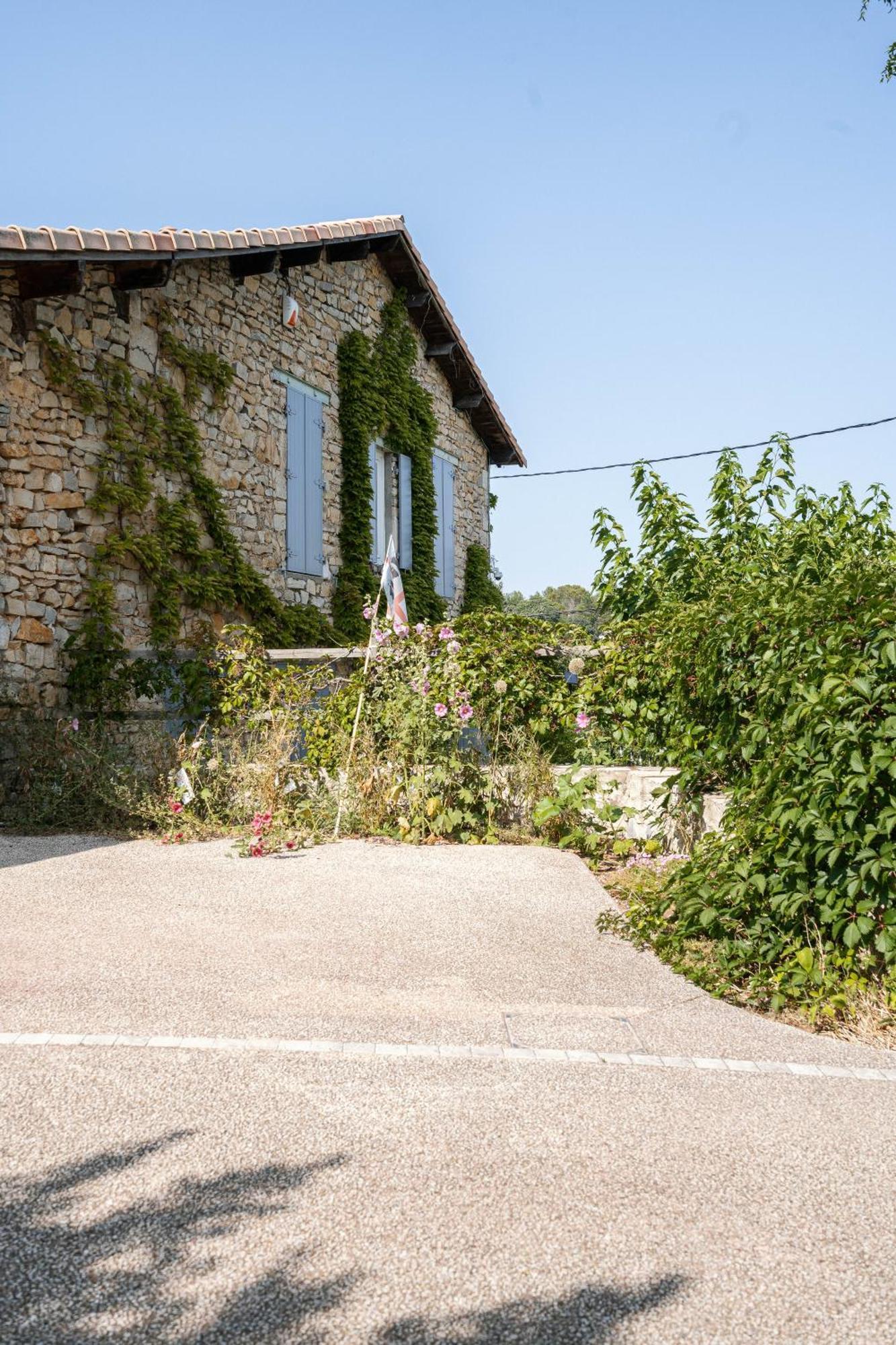 Le Mas Des Oliviers Nimes Ngoại thất bức ảnh